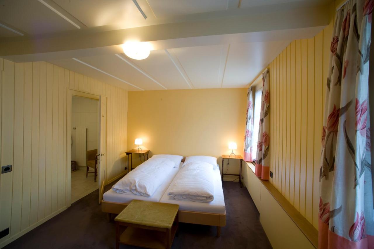 Gasthof Baeren Laupen Zewnętrze zdjęcie